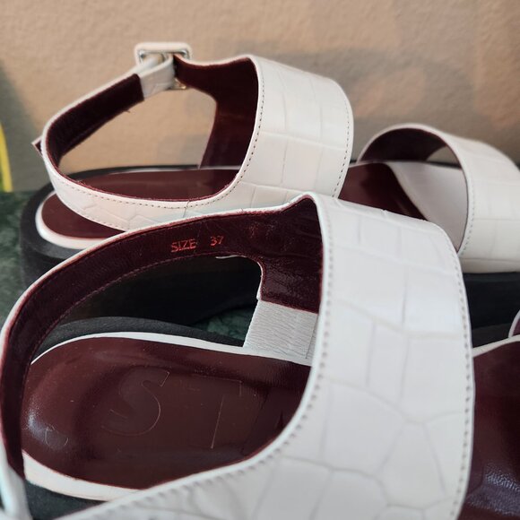 STAUD Nicky White leather sandals US 7 - Picture 3 of 11